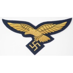 RD3138.)LUFTWAFFE GENERAL OFFICER'S CAPE EAGLE