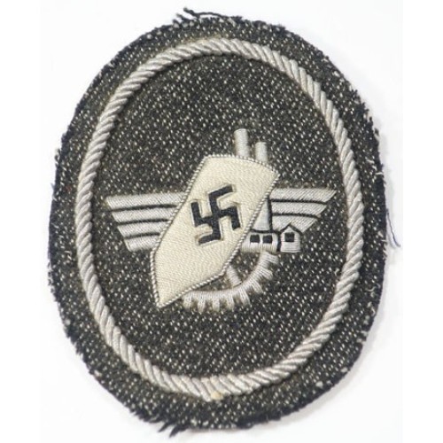 G3252.)THIRD REICH GERMAN FACTORY PROTECTION POLICE SLEEVE EAGLE