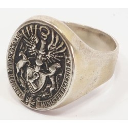 RD3883.)HERMANN GORING FAMILY COAT-OF-ARMS SILVER RING