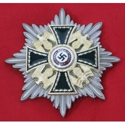 RD3857.)GERMAN ORDER OF THE DEAD BREAST STAR