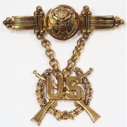 US413.)WWII US ARMY INFANTRY SWEETHEART PIN