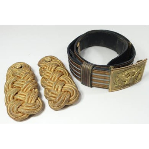 US451.)CIRCA 1910 US ARMY INFANTRY OFFICER'S SWORD BELT AND SHLDR KNOTS