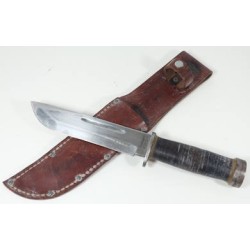 US471.)WORLD WAR TWO U.S.ARMY FIGHTING KNIFE