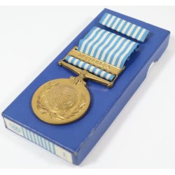 US475.)BOXED KOREAN WAR UNITED NATIONS SERVICE MEDAL
