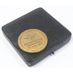 G408.)CASED 1938 DLV FLYING COMPETITION GOLD TABLE MEDAL