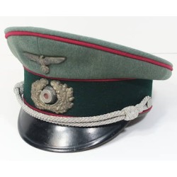 G542.)GERMAN ARMY SMOKE TROOPS OFFICER'S VISOR CAP