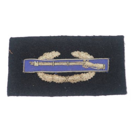 US582.)GERMAN OCCUPATION-MADE COMBAT INFANTRY BADGE, BULLION