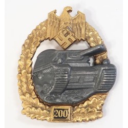 RD495.)NUMBERED PANZER ASSAULT BADGE FOR 200 ENGAGEMENTS