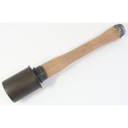 RD501.)M1924 GERMAN STICK GRNDE