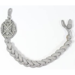 G659.)GERMAN ARMY MARKSMANSHIP CORD