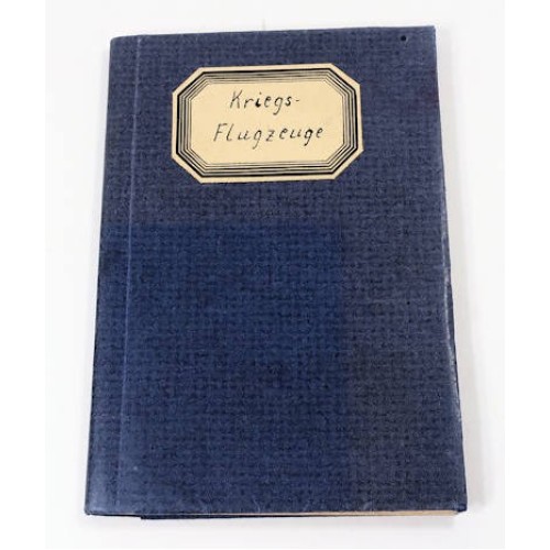 G662.)3rd RCH GERMAN REFERENCE BOOK, RECOGNIZING FRIENDLY AND ENENY AIRCRAFT