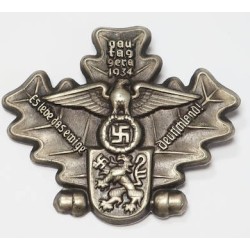 G716.)1934 NSDAP GAU THURINGIA DAY BADGE