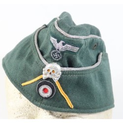 RD607.)3rd RCH GERMAN ARMY RECONNAISSIACE OFFICER'S OVERSEAS CAP