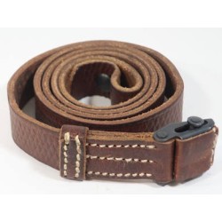 RD605.)MP38/40 LEATHER SLING