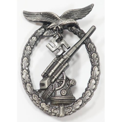 RD781.)LUFTWAFFE FLAK BADGE