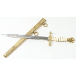 RD782.)FABULOUS VINTAGE KM HONOR DAGGER