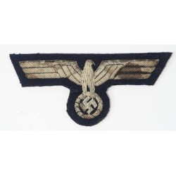 G791.)GERMAN ARMY PANZER OFFICER'S BREAST EAGLE