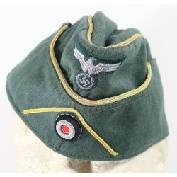 RD752.)GERMAN ARMY GENERAL OFFICER'S OVERESEAS CAP