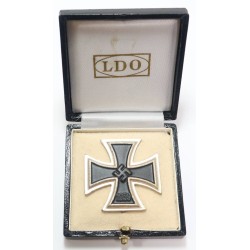 RD926.)CASED 1939 IRON CROSS 1st CLASS