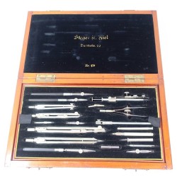 G994.CASED IMPERIAL GERMAN NAVY NAVIGATOR'S INSTRUMENT SET