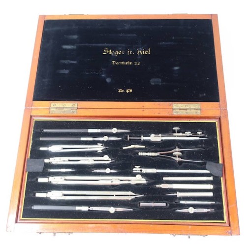 G994.CASED IMPERIAL GERMAN NAVY NAVIGATOR'S INSTRUMENT SET