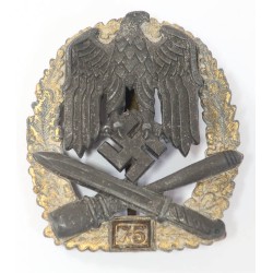 RD579.)GENERAL ASSAULT BADGE FOR 75 ENGAGEMENTS