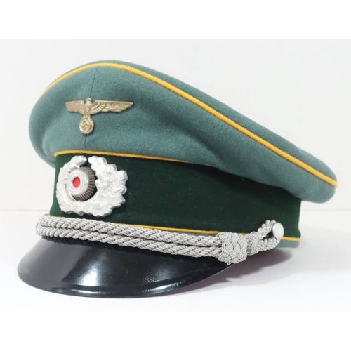 RD603.)GERMAN ARMY CAVALRY OFFICER'S VISOR CAP