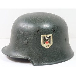 RD599.)GERMAN RED CROSS CIVILIAN STYLE STEEL HELMET