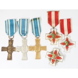 G531.)FIVE (5) POST-WAR WEST GERMAN FIRE FIGHTING SERVICE CROSSES