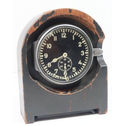 G549.)LUFTWAFFE CLOCK