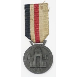 G562.)ITALIAN-GERMAN AFRICA CAMPAIGN MEDAL