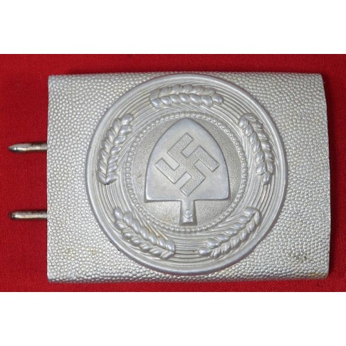 G646.)NATIONAL LABOR SERVICE ENLISTED RANK'S BELT BUCKLE