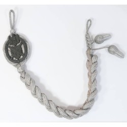 G652.)GERMAN ARMY MARKSMANSHIP CORD