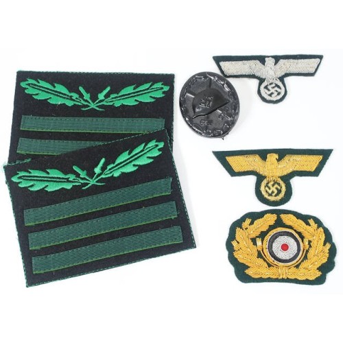 RD664.)LOT OF THREE (3) OLD REPRODUCITON INSIGNIA