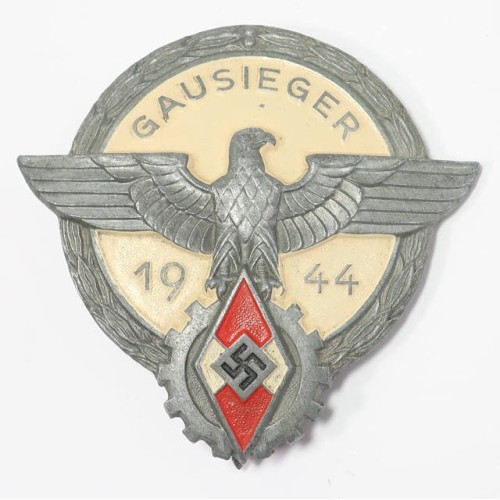 RD665.)1944 NATIONAL TRADE COMPETITION BADGE, GAUSIEGER