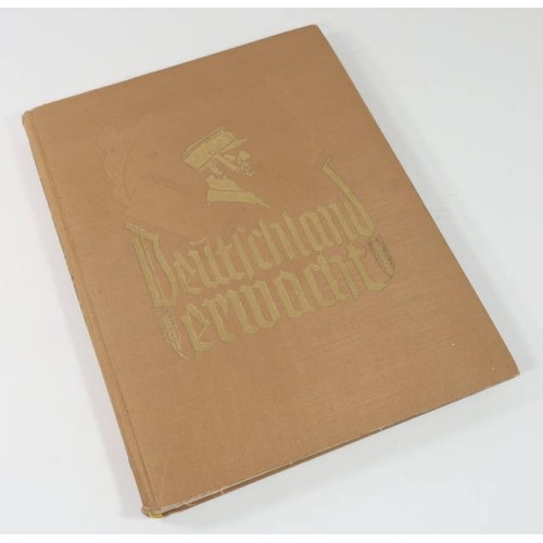 G824.)3rd RCH CIGARETTE CARD ALBUM, NSDAP