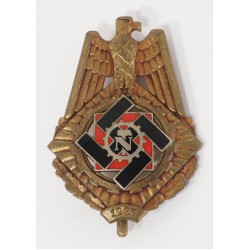 G891.)TENO MEMBERSHIP BADGE