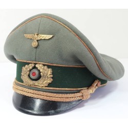 RD884.)GERMAN ARMY GENERAL OFFICER'S VISOR CAP