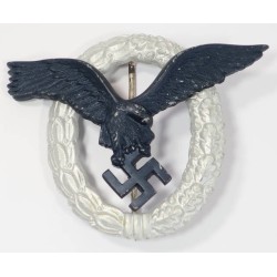 RD885.)LUFTWAFFE PILOT'S BADGE, WARTIME ALUMINUM TYPE