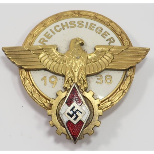 G900.)HJ NATIONAL TRADE COMPETITION BADGE, 1938 IN GOLD