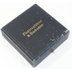 G914.)LUFTWAFFE PILOT/OBSERVOR BADGE CASE