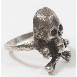 RD986.)TOTENKOPF SILVER RING