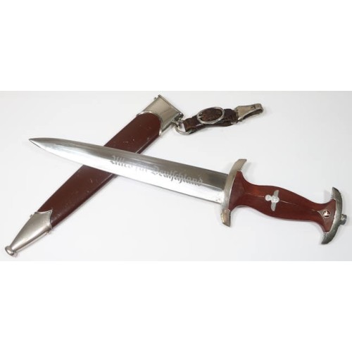 G1040.)SA DAGGER, RZM TYPE AND NEAR PRISTINE G1040.)SA DAGGER, RZM TYPE AND NEAR PRISTINE