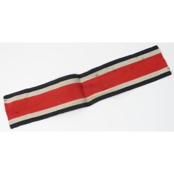 G1052.)1939 KNIGHT'S CROSS RIBBON, GENUINE PERIOD