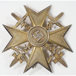 G1074.)SPANISH CROSS IN GOLD WITH SWORDS