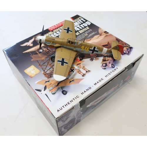 RD1076.)KING AND COUNTRY AIRCRAFT MODEL, DAK Bf-109 IN ITS ORIGINAL BOX RD1076.)KING AND COUNTRY AIRCRAFT MODEL, DAK Bf-109 IN ITS ORIGINAL BOX