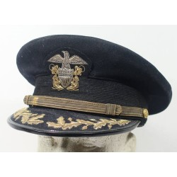 US1130.)WWII US NAVY CAPTAIN'S NAVY BLUE VISOR CAP