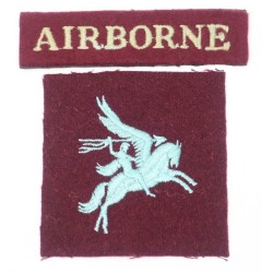 OC995.)WWII BRITISH PARATROOPER'S CLOTH INSIGNIA