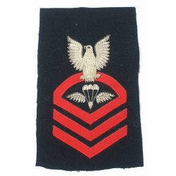 US1015.)KOREAN WAR ERA USN CPO'S SLEEVE RATING, PARACHUTE RIGGER