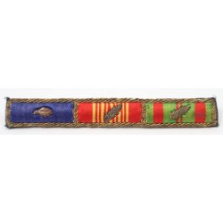 US1026.)VIETNAM WAR 3-PLACE CITATIONS RIBBON BAR